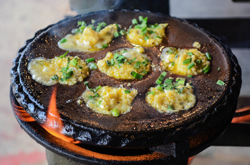 scallop with garlic in hot plate