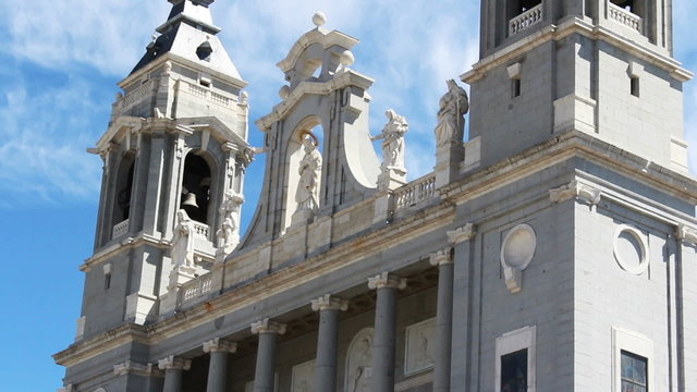 Almudena Church, Madrid Cathedral Time Lapse