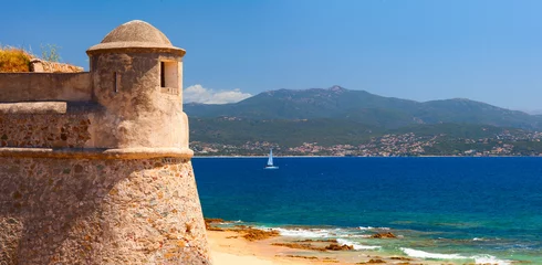 Cercles muraux Travaux détablissement Citadel Miollis. Ajaccio, Corsica. France.
