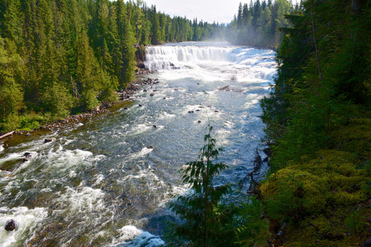 Dawson Falls im Wells Gray Nationalpark, BC, Kanada