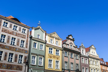 Fototapeta na wymiar Houses and Town Hall in Old Market Square, Poznan, Poland