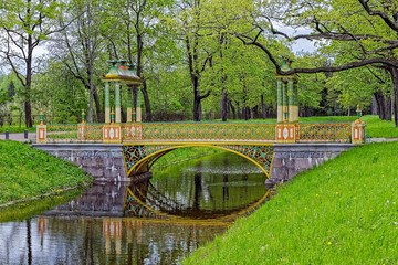 Chinese bridge