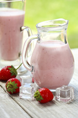 strawberry smoothie with strawberries