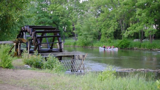 Kanufahrer auf der Regnitz