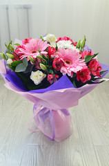 bouquet of flowers with a gerbera
