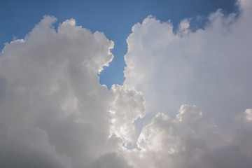 Fototapeta premium Rain clouds gather, Fluffy beautiful clouds.