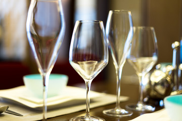 wine glasses on banquet table
