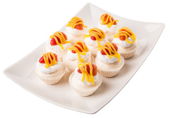 Mini pavlova with strawberry topping