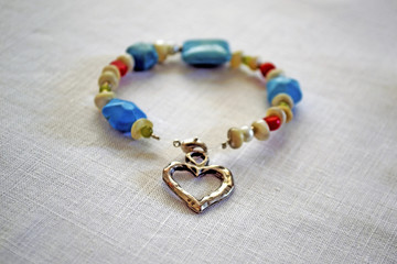 bracelet with heart