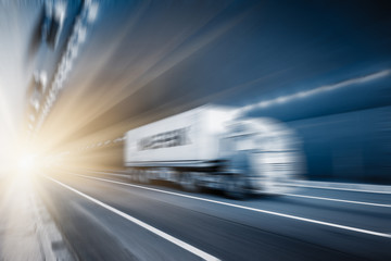 Obraz na płótnie Canvas highway traffic -truck