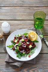  salad with avocado and beans