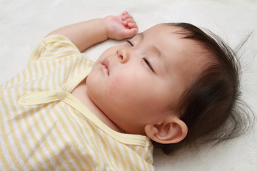 Sleeping Japanese baby girl (0 year old)