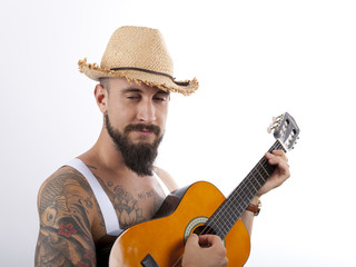 Granjero de los Apalaches tocando hillbilly