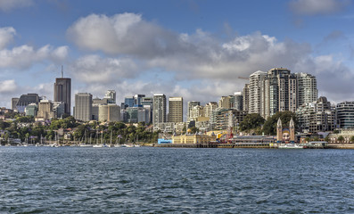 Lavender Bay mit dem Luna Park in Sydney