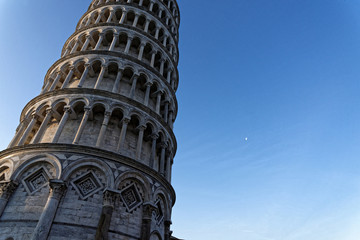 Fototapeta na wymiar Pisa, der Schiefe Turm im Detail