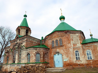 Fototapeta na wymiar Church of the Trinity. Shilovka village. Sverdlovsk region. Russia