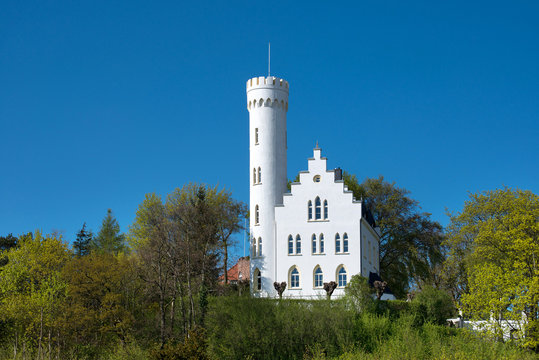 Schloss Lietzow auf der Insel R&uuml;gen mecklenburg Vorpommern Deutschland