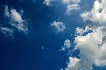Fototapeta na wymiar blue sky with cloud closeup background