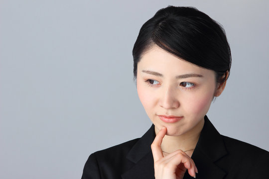 「企む」の写真素材 | 1,611件の無料イラスト画像 | Adobe Stock