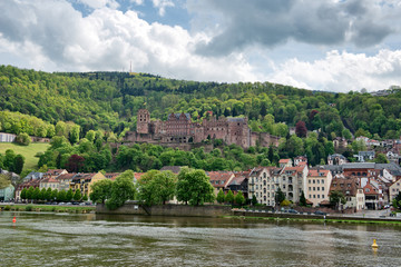 Fototapeta premium Heidelberg Castle and Town on Bank of Neckar River
