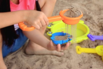 Children's beach toys