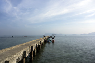 Fototapeta na wymiar Koh Mook Island Pier.