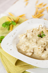 Penne with parmesan cheese sauce