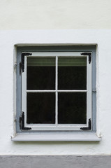 Fototapeta premium Old style vintage window in concrete house