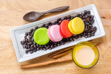 Macaroons and dried fruits