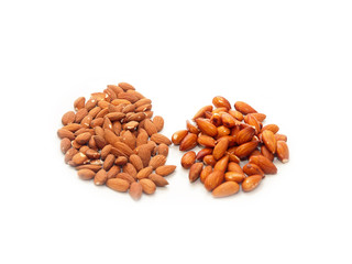 dry almonds and almonds soaked in water