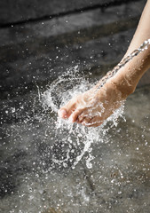 Obraz premium leg with water splash