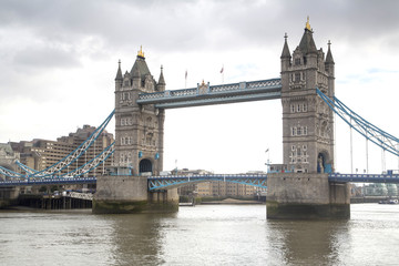 Obraz na płótnie Canvas UK - London - Tower Bridge