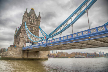 Fototapeta na wymiar UK - London - Tower Bridge
