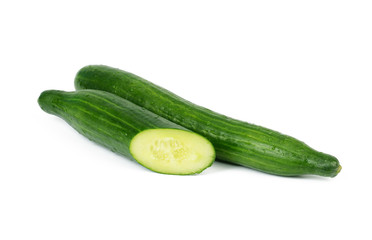 Gurke, Stangen-gurke frisch, auf weißem Hintergrund 