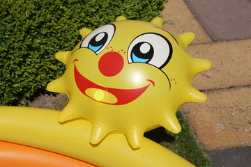 Ein Swimmingpool für Kinder