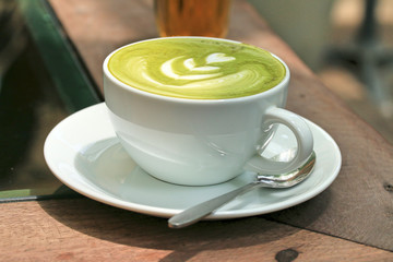 Green tea and milk