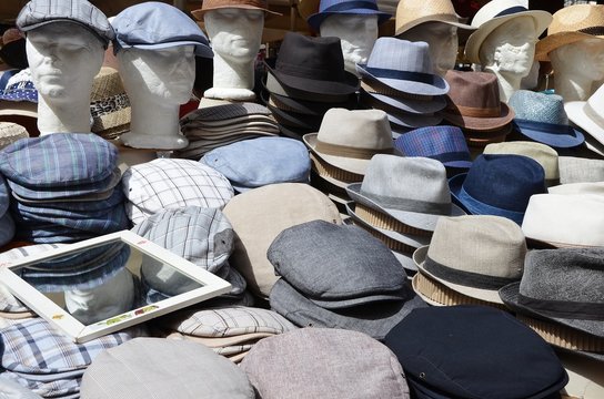 Etalage de Chapeaux et casquettes