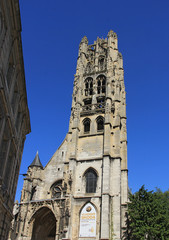 Fototapeta na wymiar Ancienne église Saint-Laurent abritant le Musée le Secq des Tournelles à Rouen