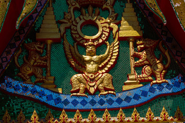 Fototapeta na wymiar Roof detail Wat thailand
