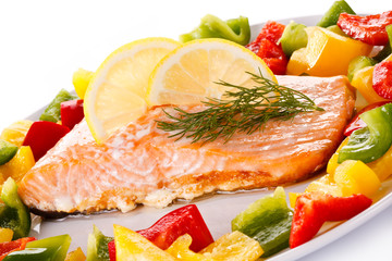 Roasted salmon and vegetables 