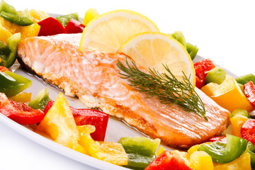 Roasted salmon and vegetables 