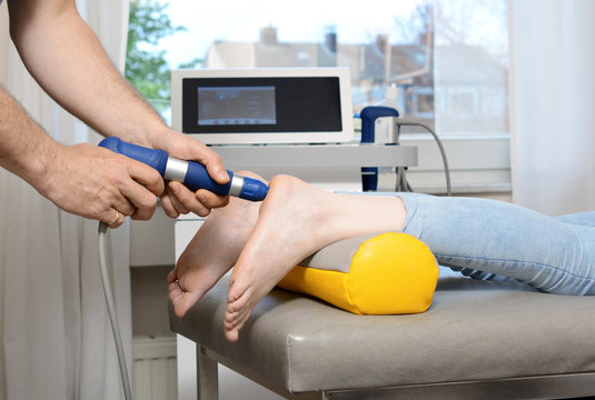 Sto&szlig;wellentherapie