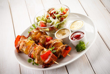Grilled meat and vegetables 