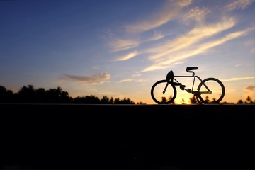 Obraz premium toy bike and beautiful sky