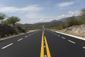 road through Mexican mountains