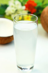 ココナッツウォーター