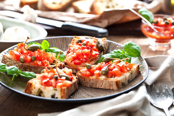 Frische italenische bruschetta 