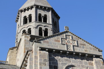 Fototapeta na wymiar église de Saint Nectaire