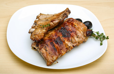 Roasted pork ribs