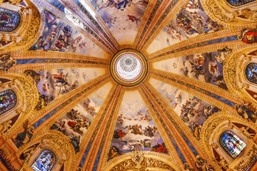 Dôme Vitrail San Francisco el Grande Basilique Royale Madrid